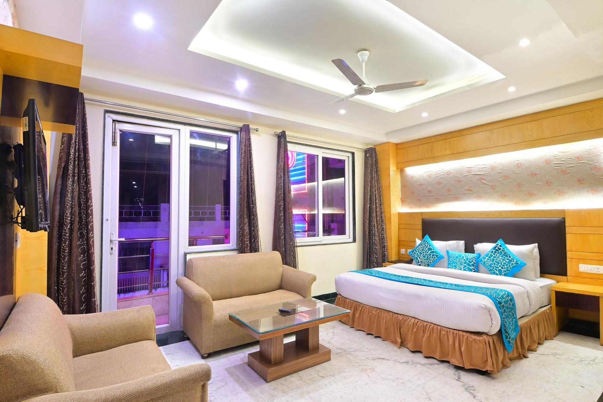 Hotel Hari Piorko Grand - 2 Min From New Delhi Railway Station Экстерьер фото