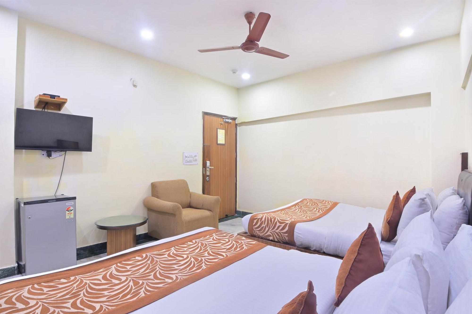 Hotel Hari Piorko Grand - 2 Min From New Delhi Railway Station Экстерьер фото
